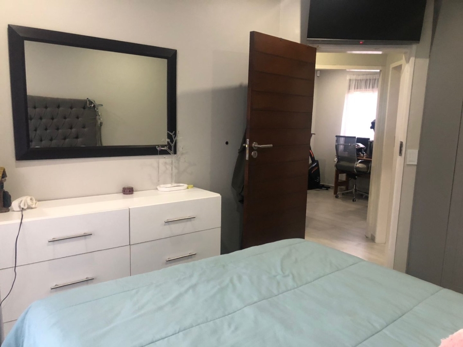 To Let 3 Bedroom Property for Rent in Pellissier Free State